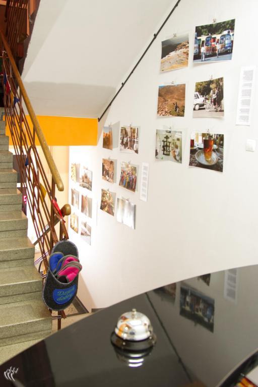 3 Bros' Hostel Cieszyn チェシン エクステリア 写真