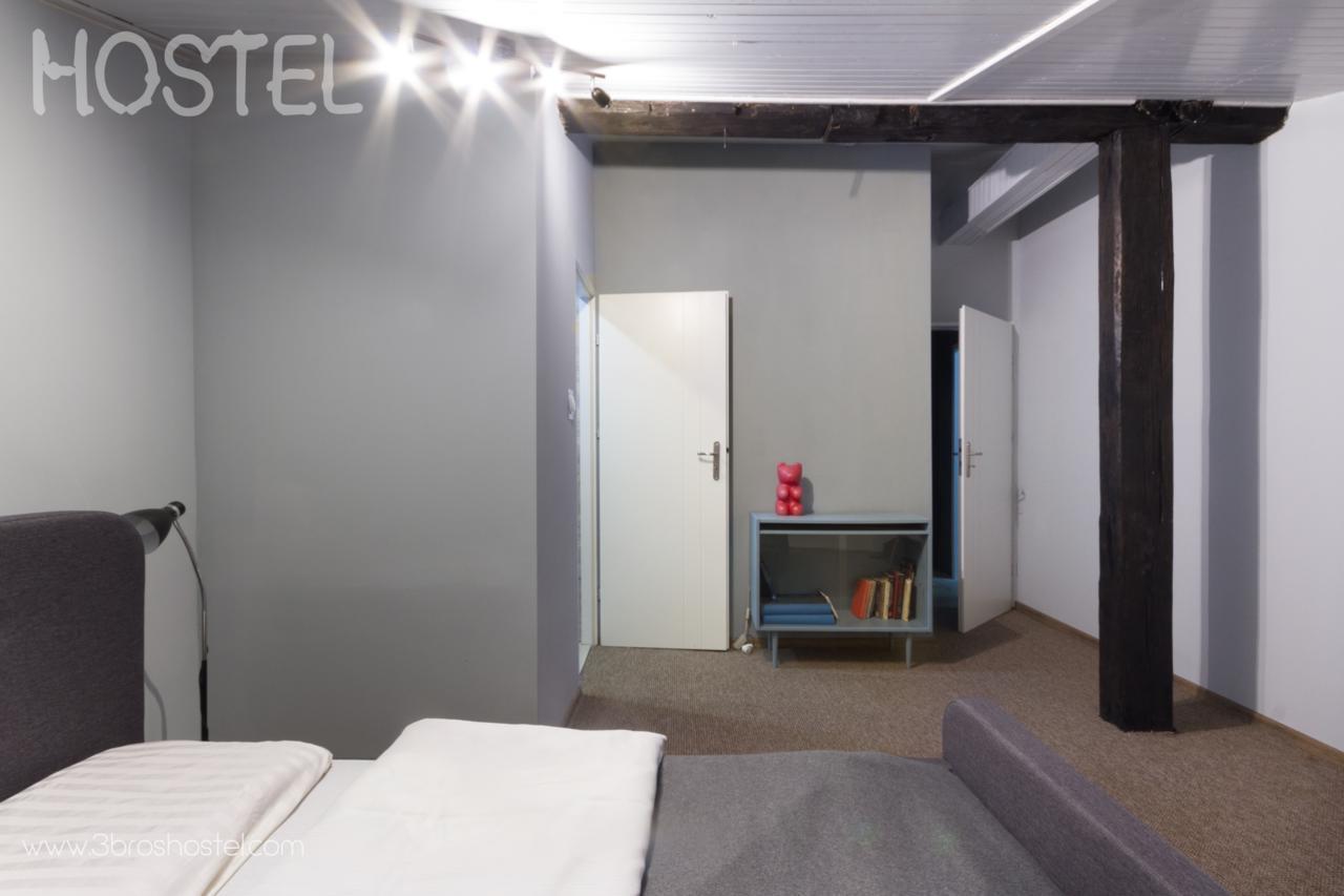 3 Bros' Hostel Cieszyn チェシン エクステリア 写真